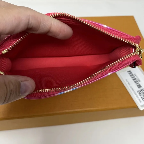 BRAND NWT Louis Vuitton Pochette Accessoires Valentine Neon Monogram Vernis Mini - Picture 7 of 10